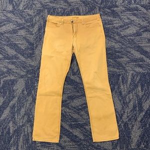 Men’s kahki pants